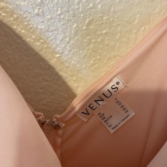 Venus Light Pastel Pink Formal Jumpsuit Side Slits Size 4 NWT - Picture 4 of 10